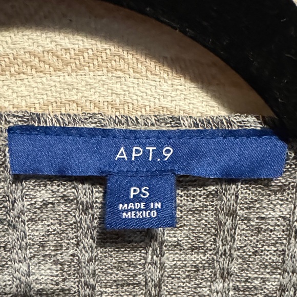 Apt. 9 Gray Floral Cardigan - Picture 3 of 6